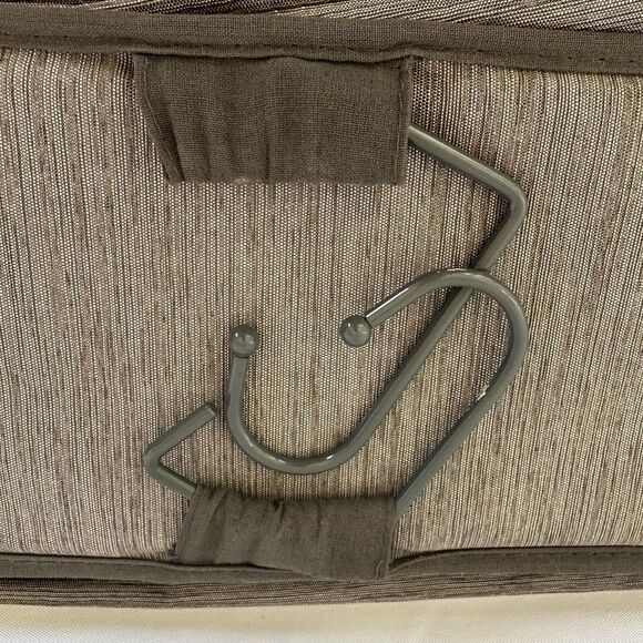 Hanging Shoe Rack 10 Compartments 2 Metal Hooks - Picture 3 of 8